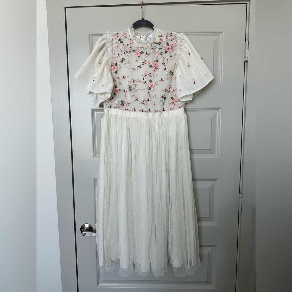 Ivy City Co Lillian Flutter Sleeve Embroidered Dress